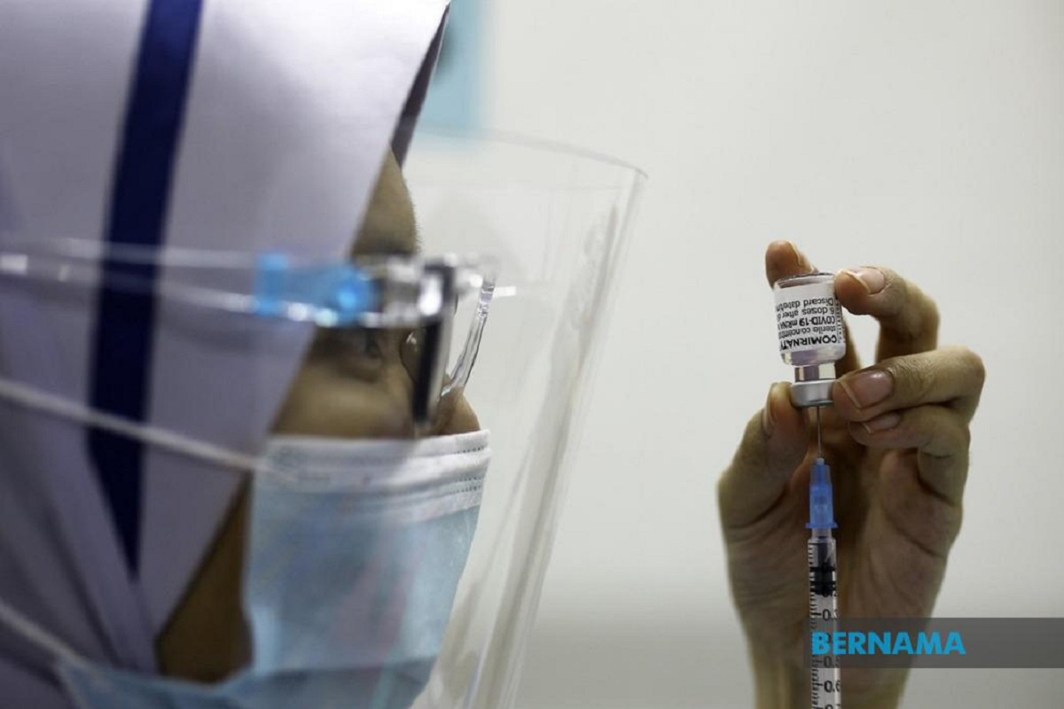 Allegations of low vaccination rate in country not true, says Khairy